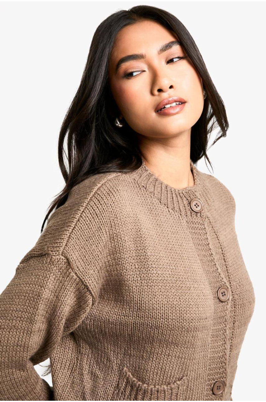 М'який в'язаний кардиган на ґудзиках