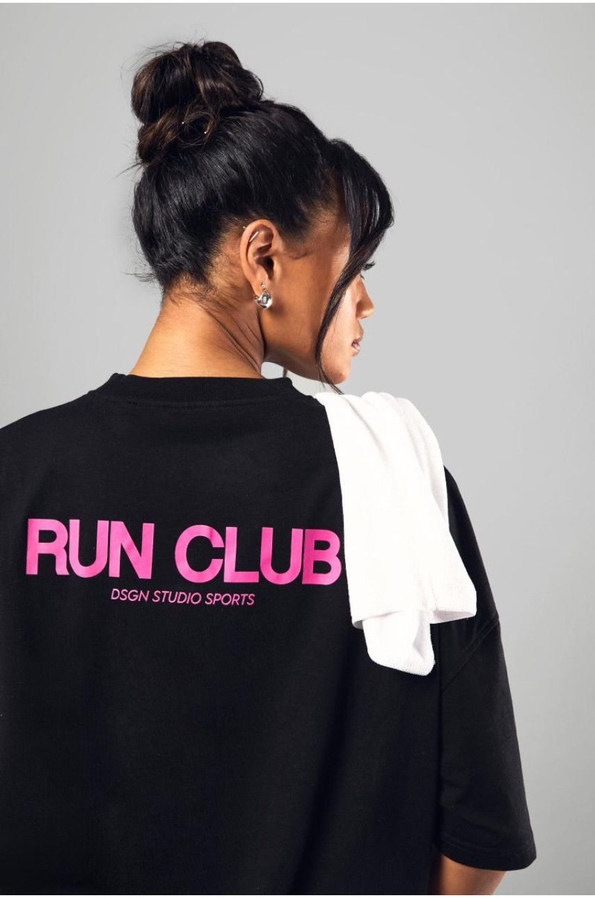 Велика футболка Dsgn Studio Sport Run Club