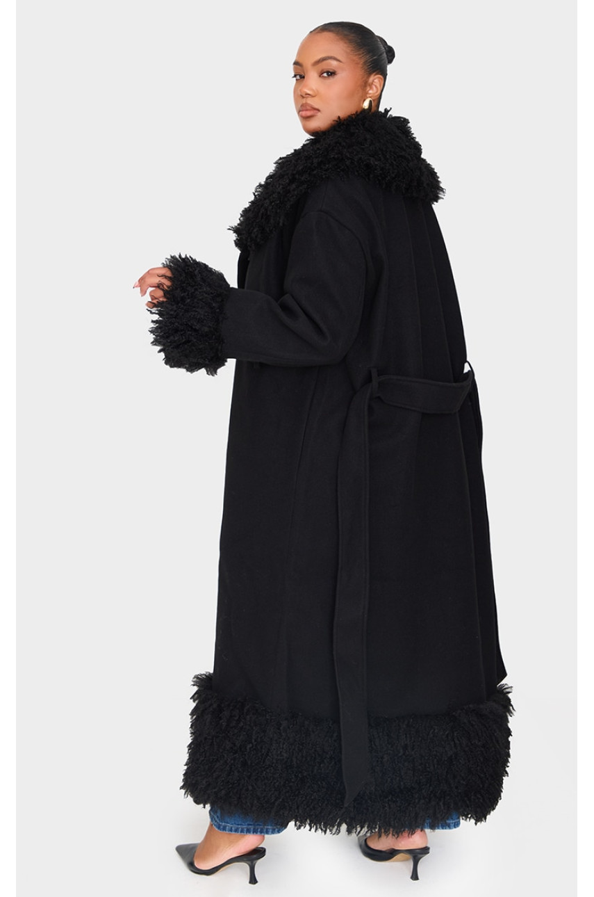 Плюс чорне пальто з контрастною вовняною обробкою зі штучного хутра