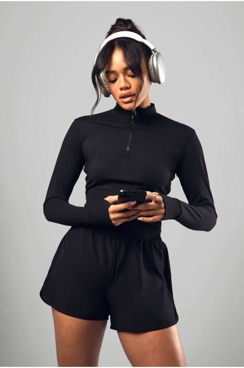 Dsgn Studio з вигнутим подолом і напівзастібкою