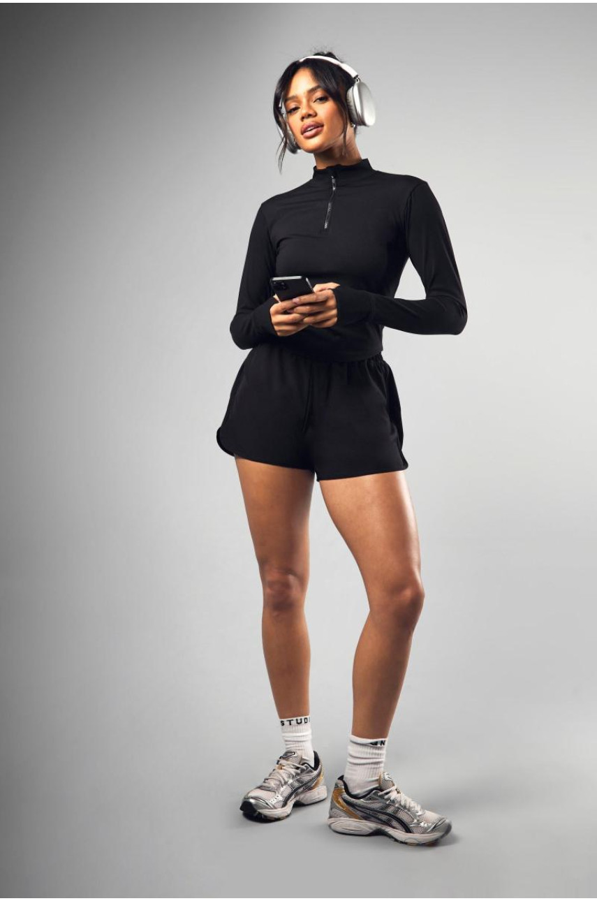 Dsgn Studio з вигнутим подолом і напівзастібкою