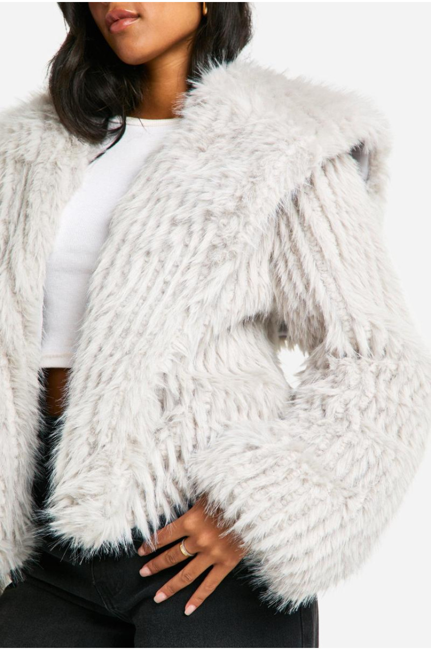 Висока куртка з коміром зі штучного хутра