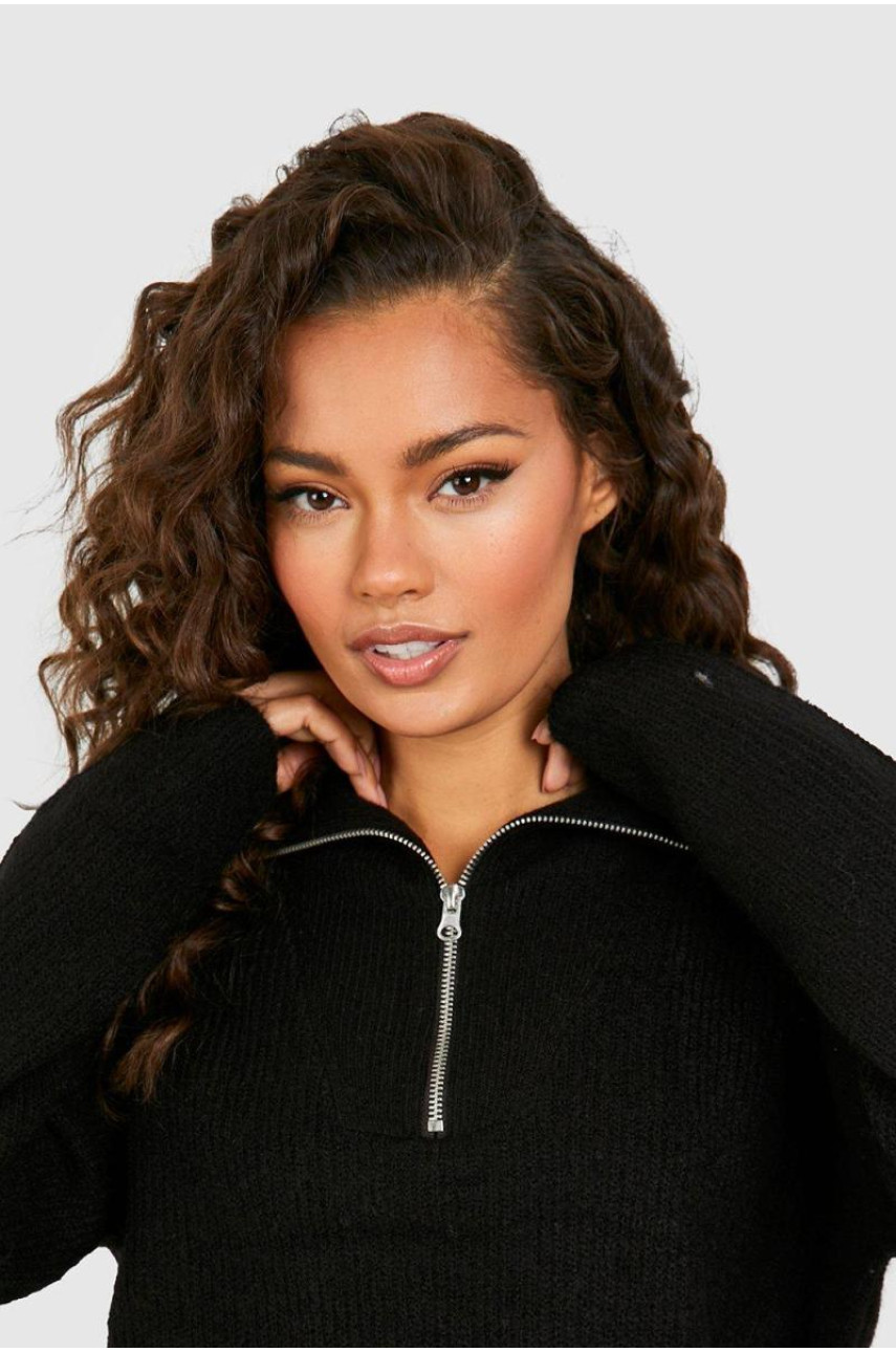 М'який трикотажний джемпер у формі воронки