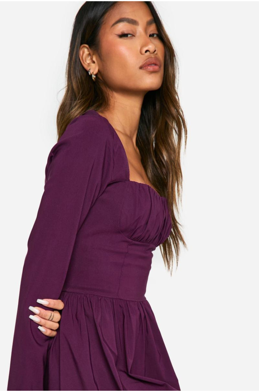 Плаття з бенгальським корсетом і довгим рукавом