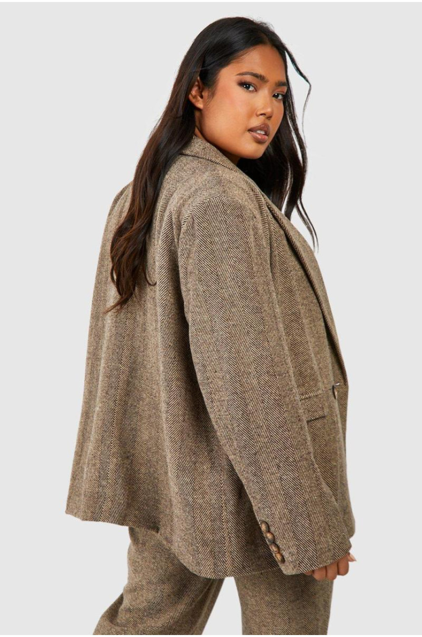 Плюс великий піджак з ялинкою