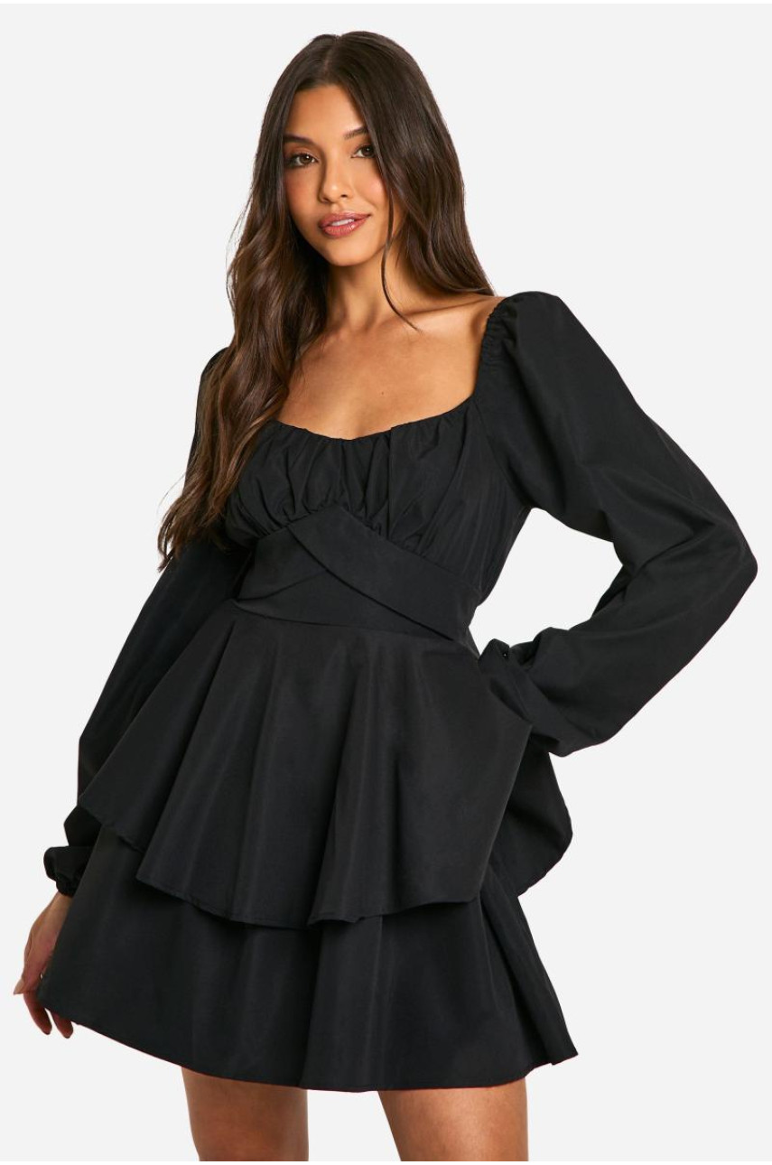 Багаторівневе плаття із зав'язкою на спині