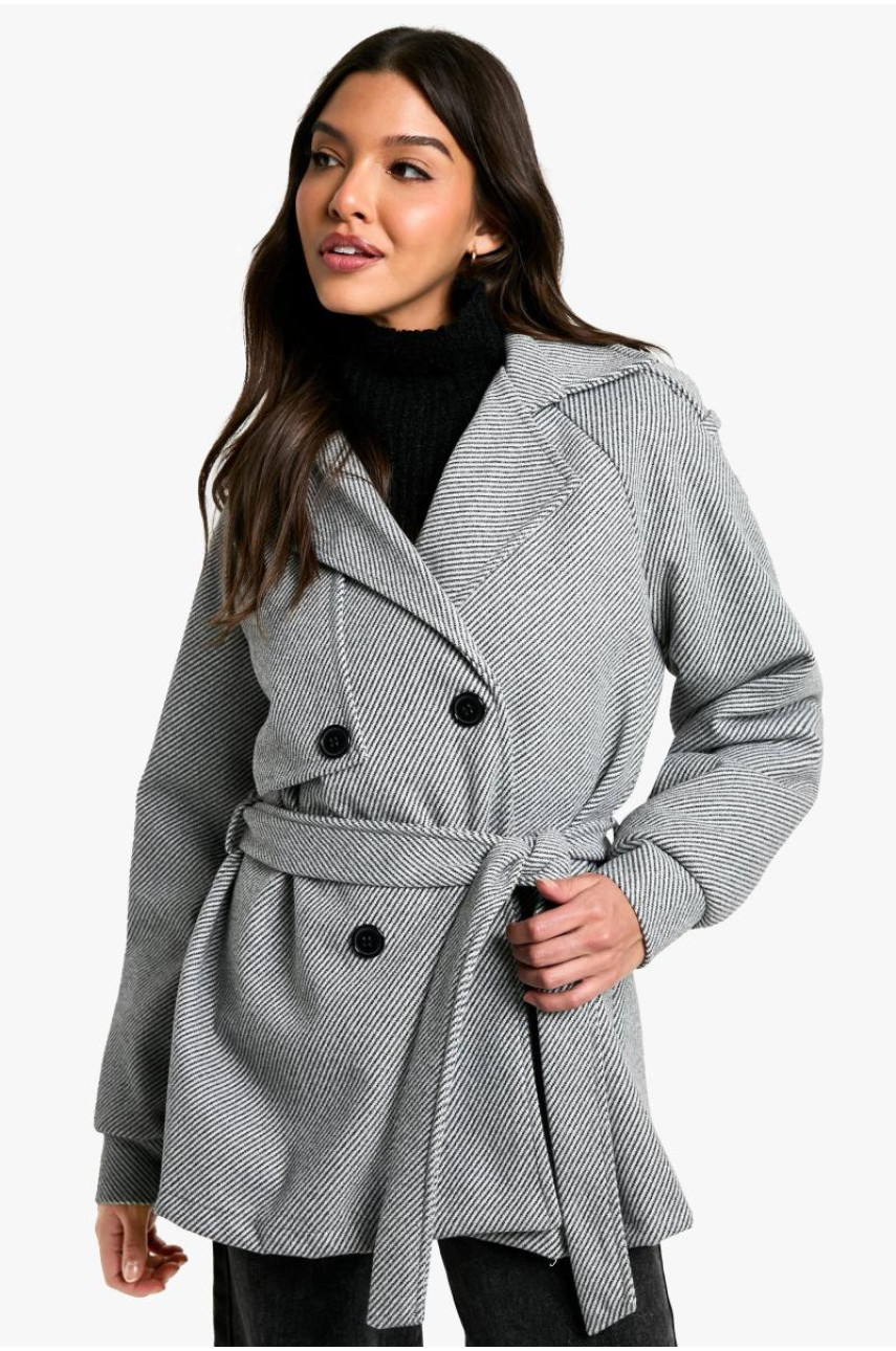 Вовняна куртка з поясом