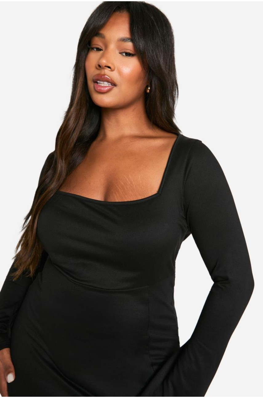 Міні-сукня прямого крою з квадратними манжетами