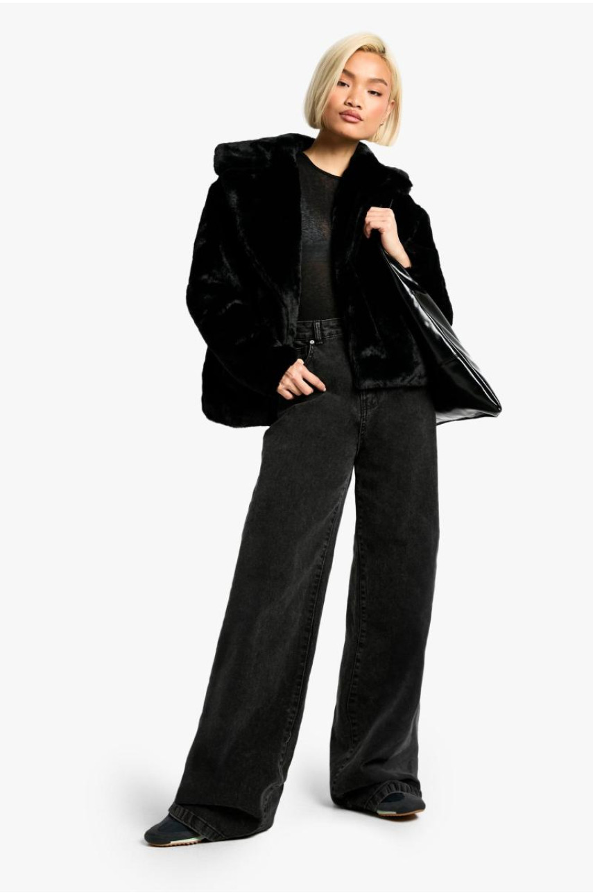 Куртка зі штучного хутра середньої довжини