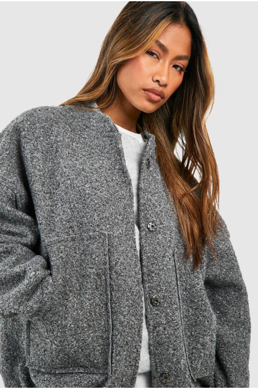 Оверсайз-бомбер із вовняним виглядом