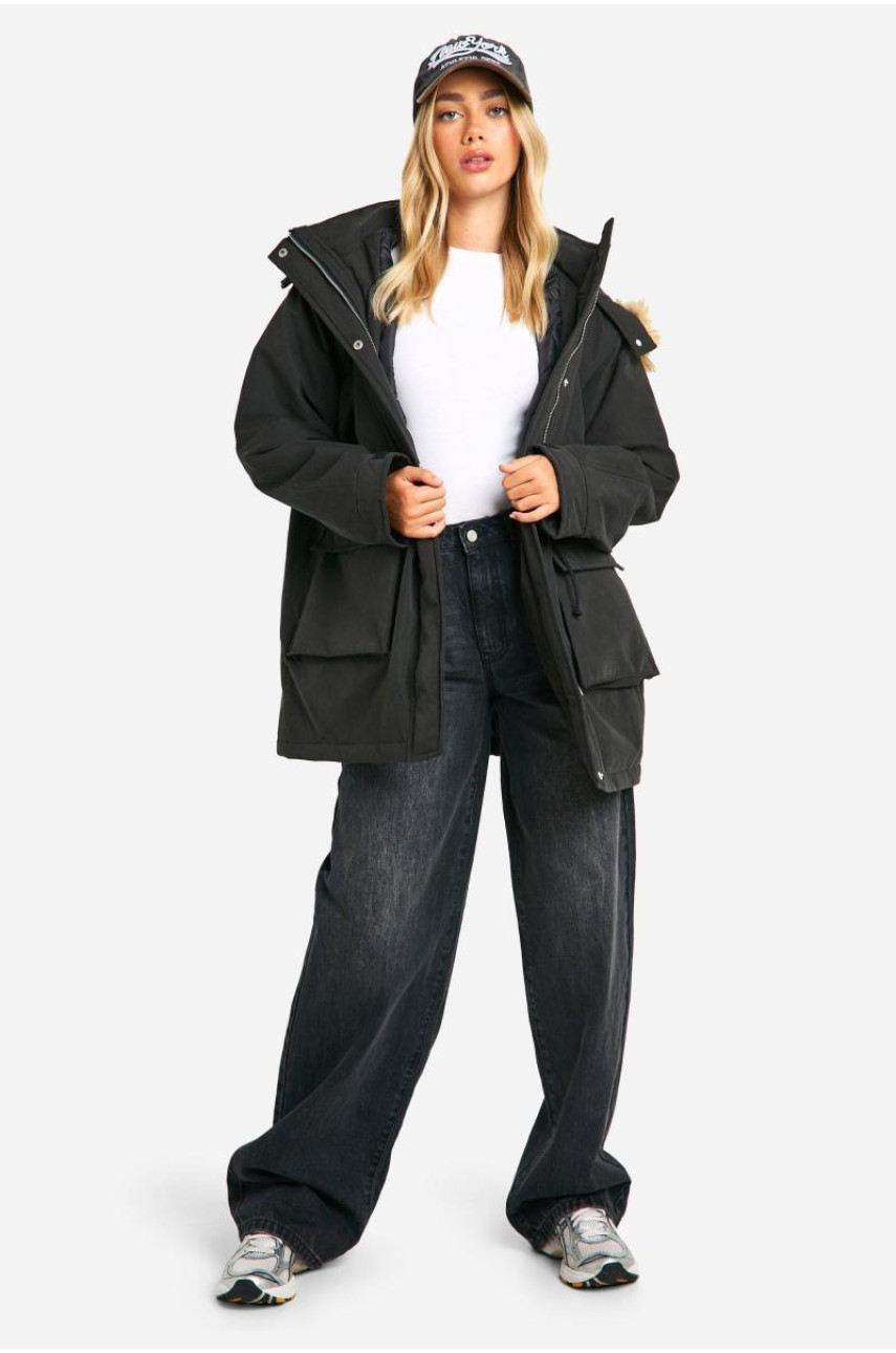 Парка з капюшоном і кишенями