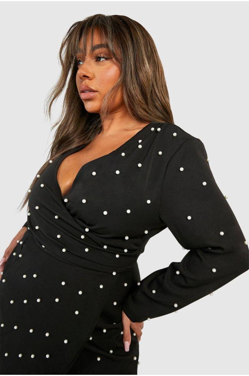 Плюс сукня з перламутровими деталями