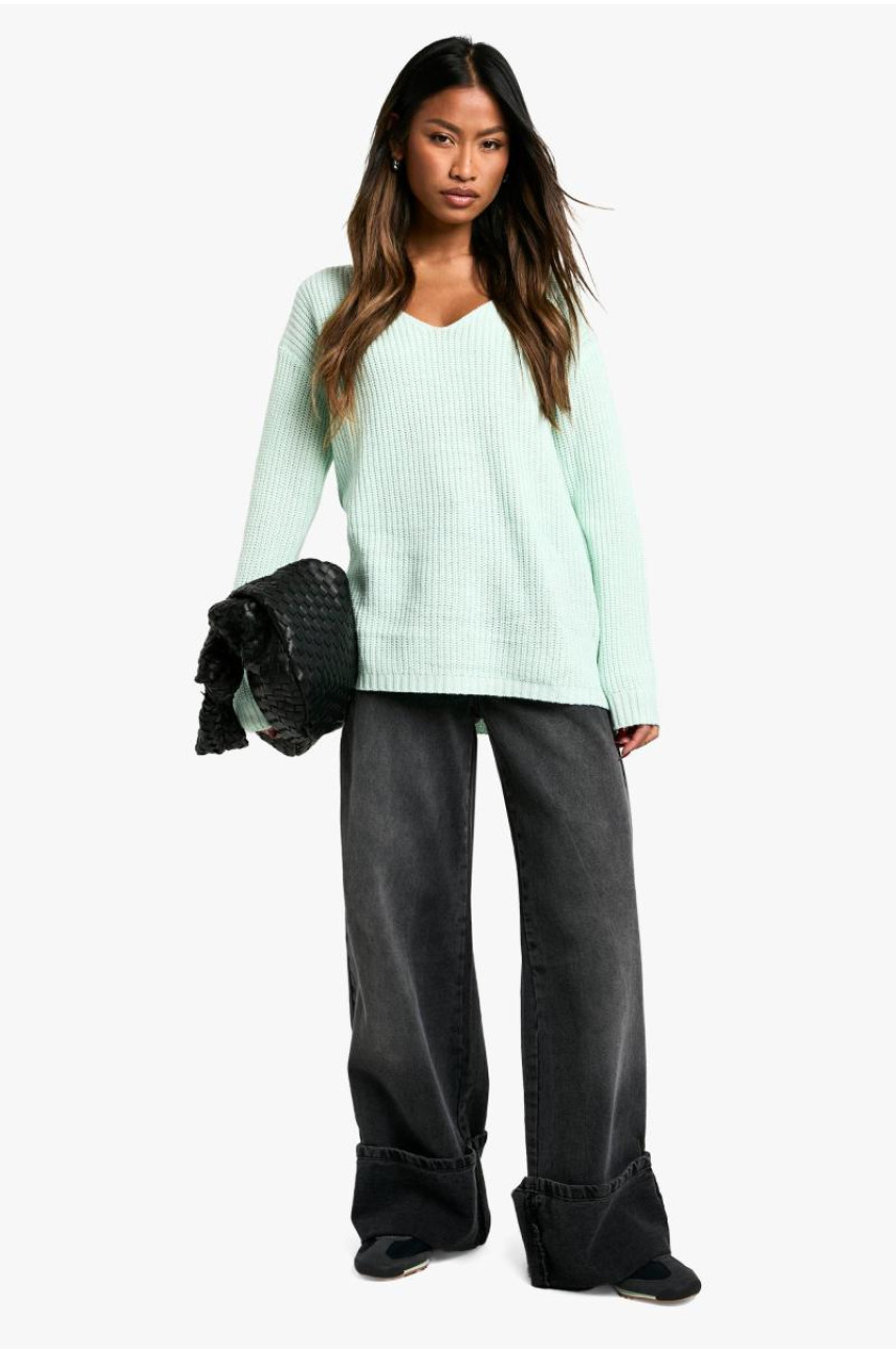 Базовий джемпер з V-подібним вирізом