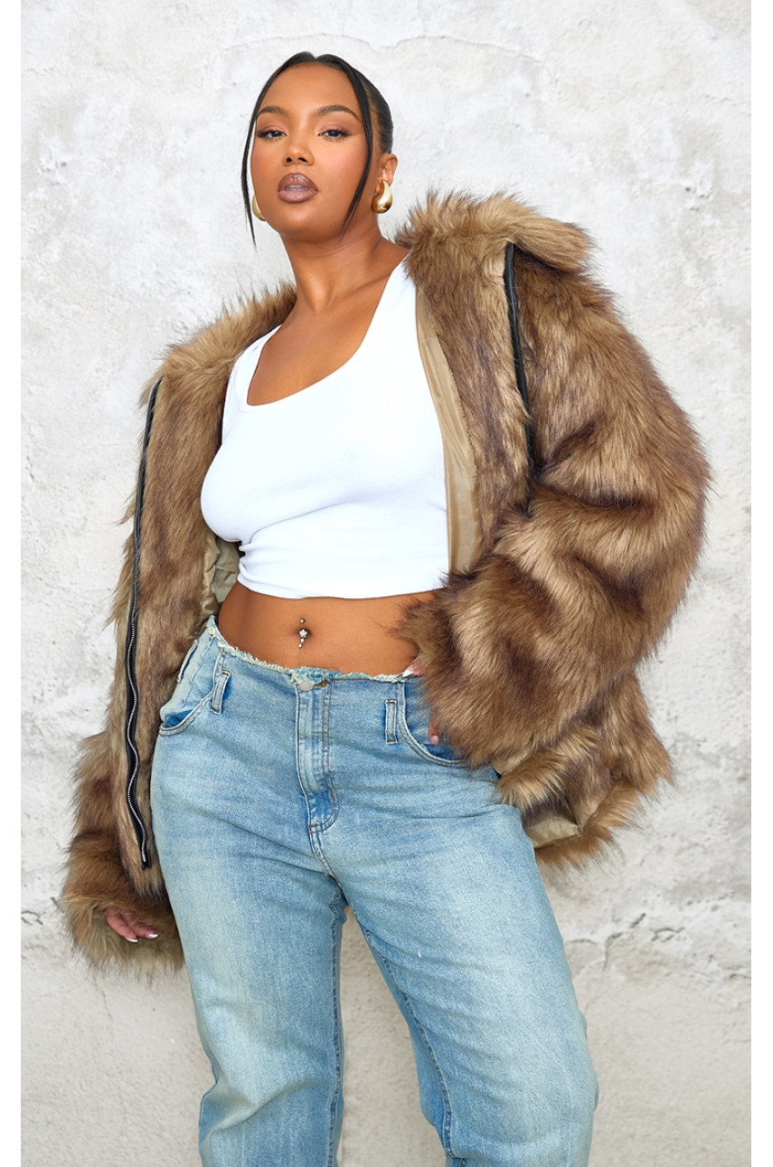 Плюс темно-коричневе пальто великого розміру зі штучного хутра