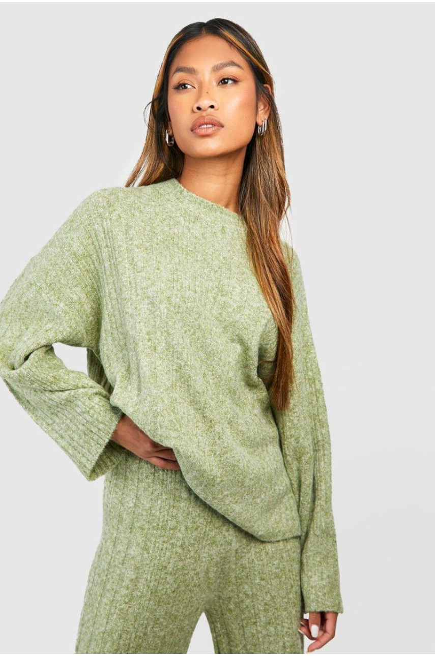 М'який джемпер з широкими рукавами в рубчик