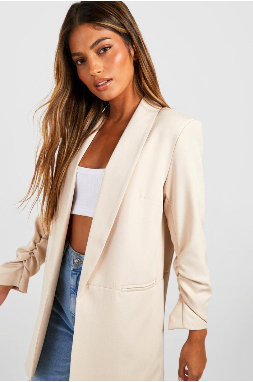 Блейзер із рюшами та рукавами