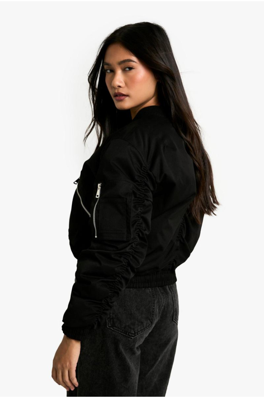 Випрана коротка куртка-бомбер