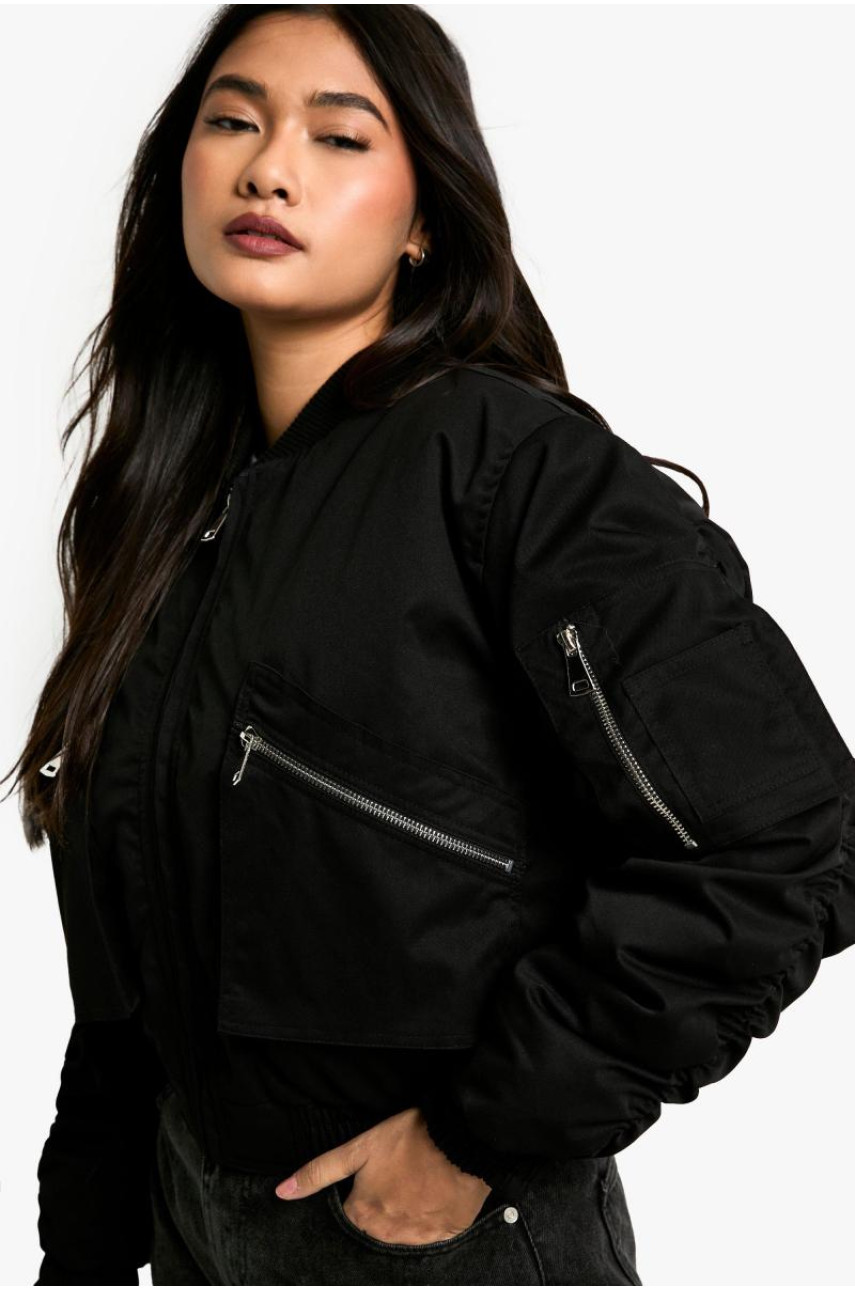 Випрана коротка куртка-бомбер