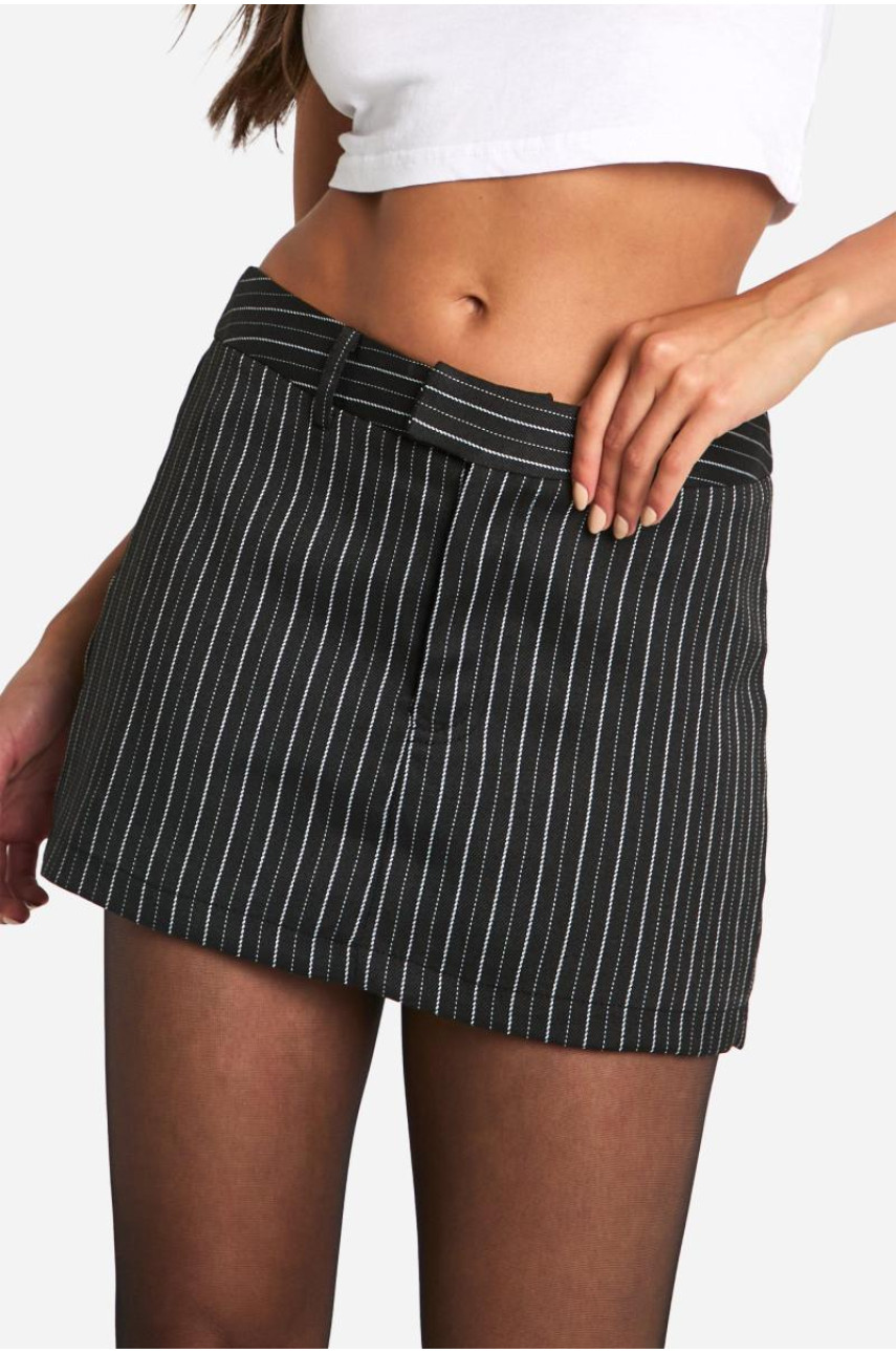 Шорт у тонку смужку