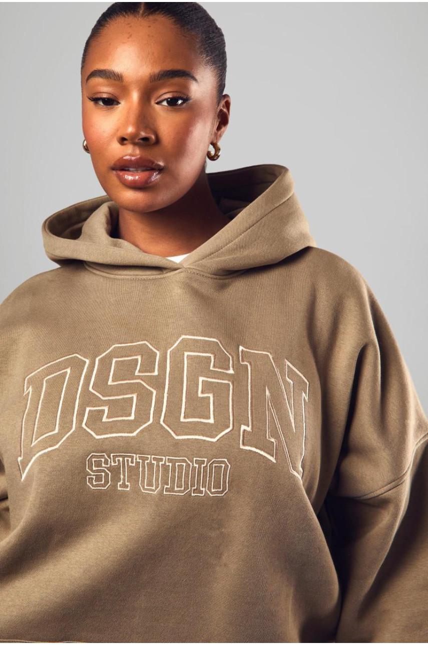 Плюс dsgn studio applique балахон