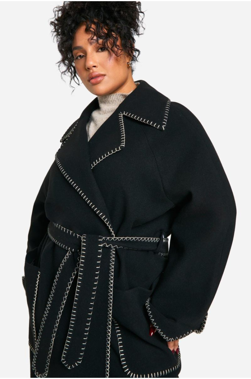 Вовняне пальто з поясом із контрастним стібком