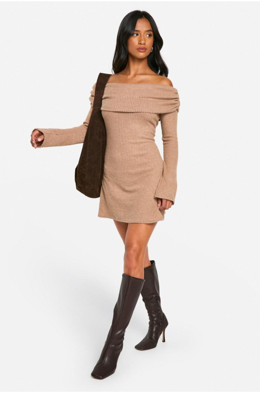 Маленька міні-сукня Бардо з щіткою в рубчик