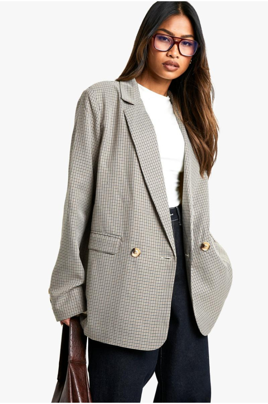 Двобортний блейзер у міні-картку в тон