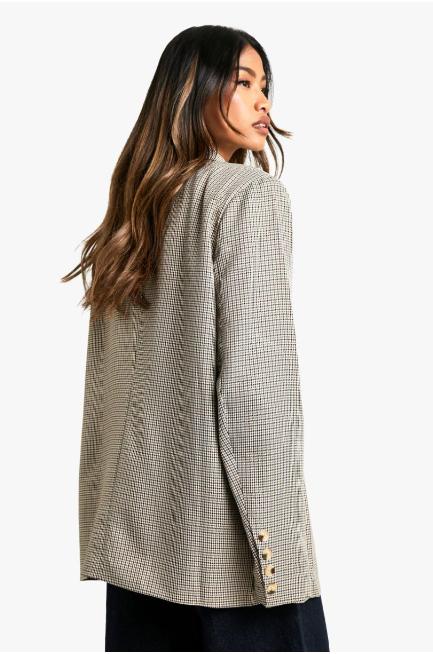 Двобортний блейзер у міні-картку в тон