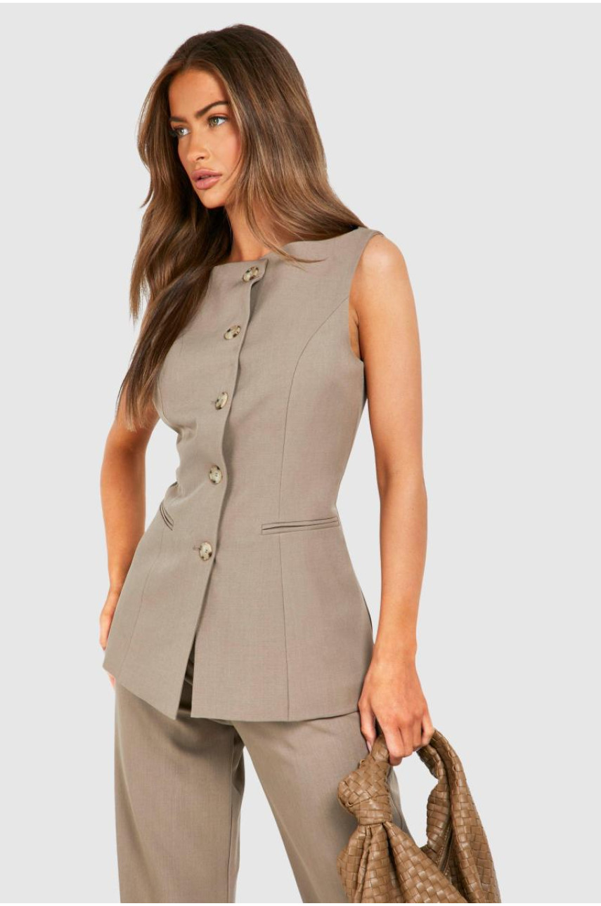 Довговічний облягаючий жилет із косою шиєю