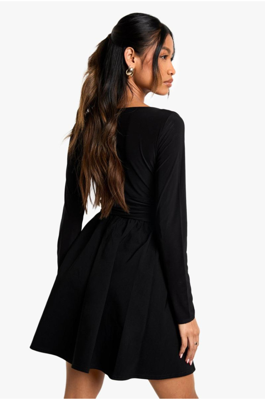 Бенгалін і слизька суміш міні -сукня поривають міні -плаття