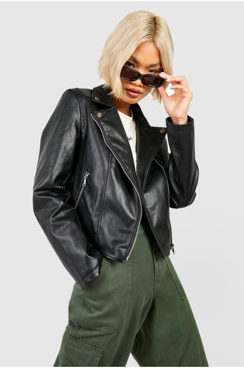 Байкерська куртка зі штучної шкіри