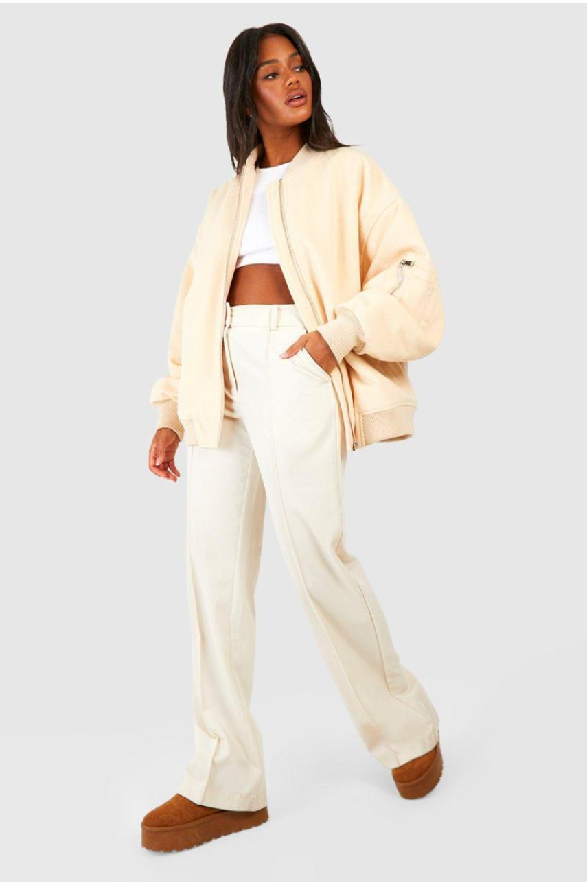 Оверсайз-бомбер із вовняним виглядом