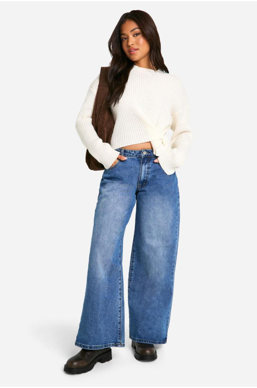 Маленький джемпер з ребристими ґудзиками на талії