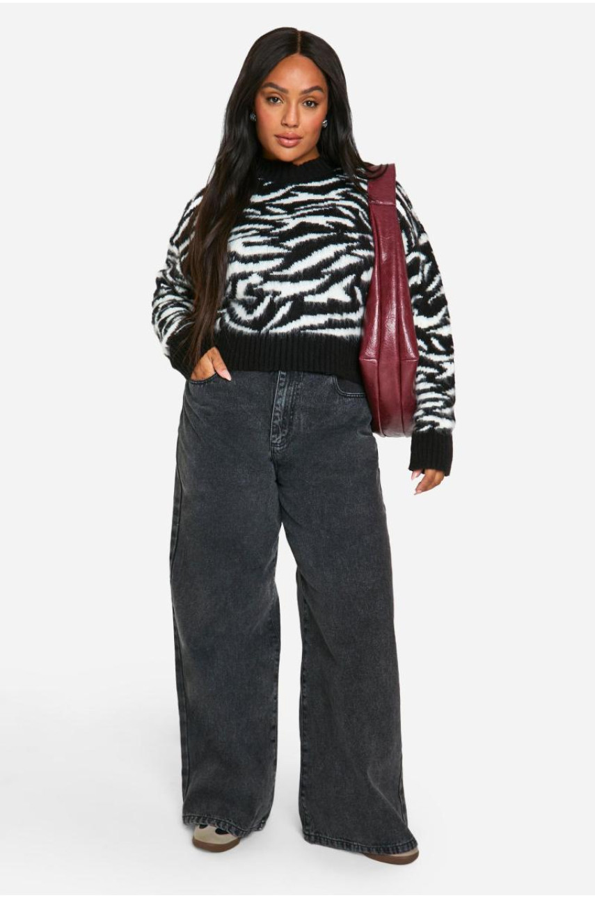 Плюс укорочений джемпер у формі зебри