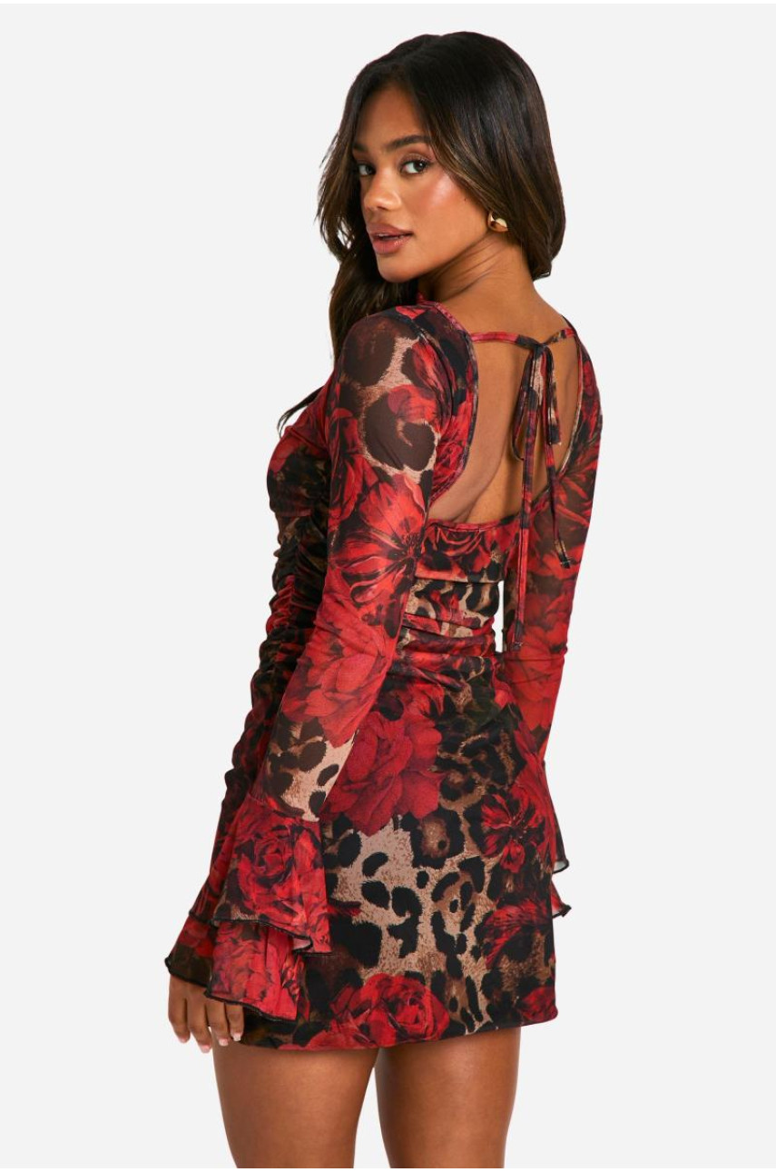 Міні-сукня з леопардовим принтом і розкльошеними рукавами