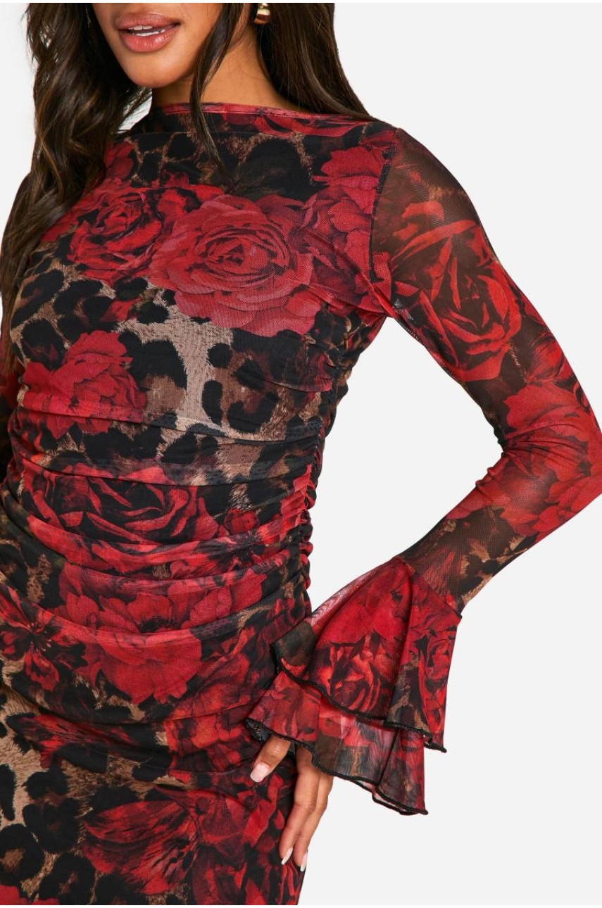 Міні-сукня з леопардовим принтом і розкльошеними рукавами