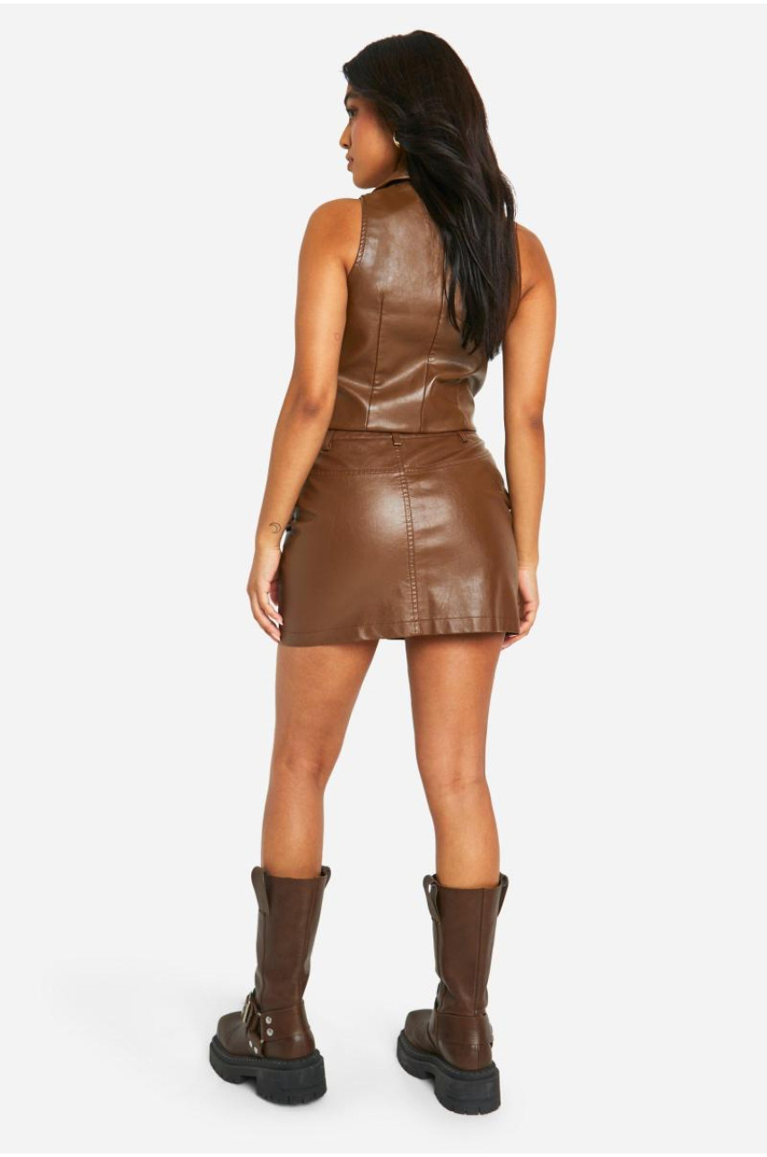 Маленька міні-спідниця зі штучної шкіри