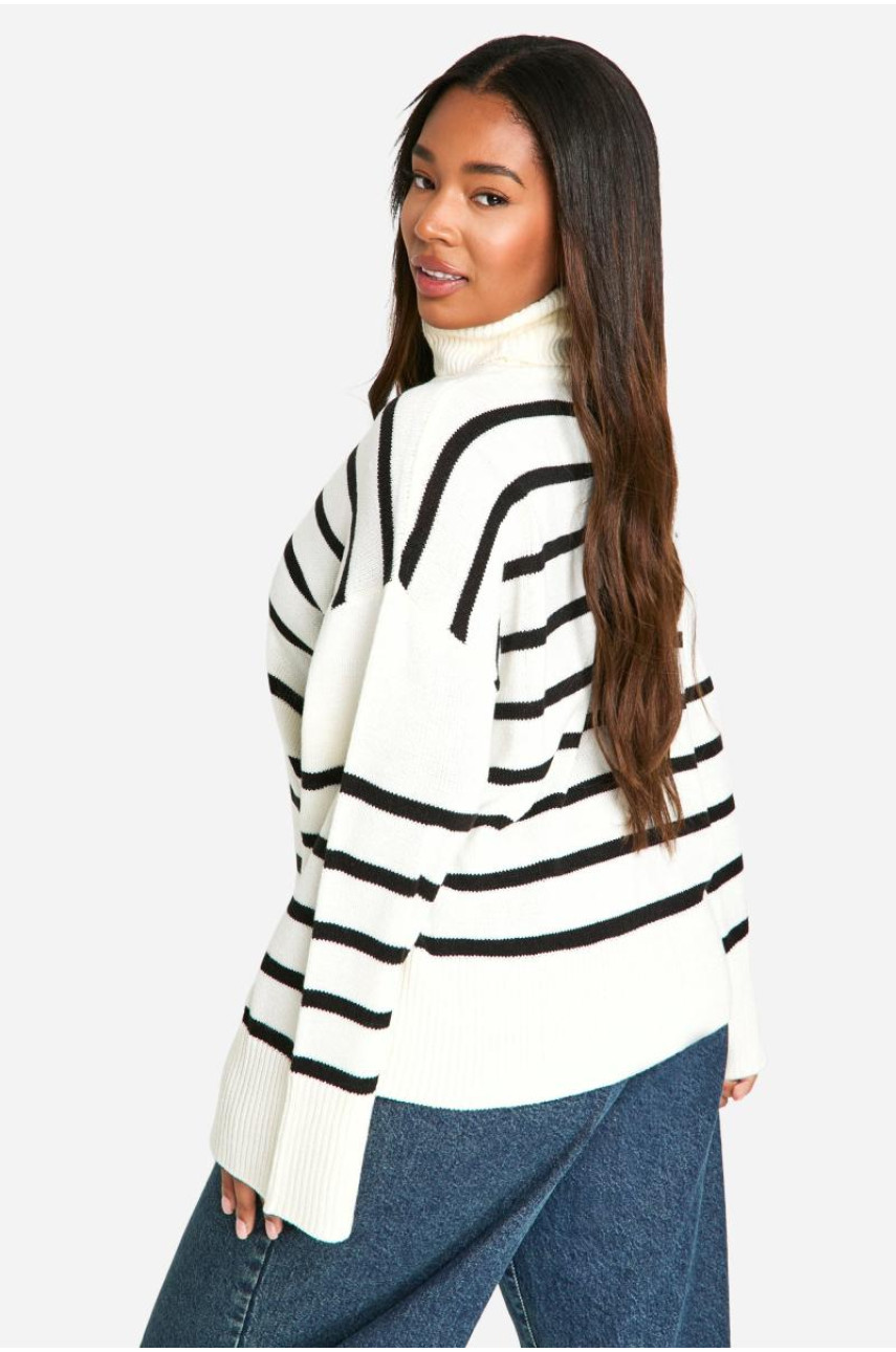Плюс м’який трикотажний джемпер у смужки