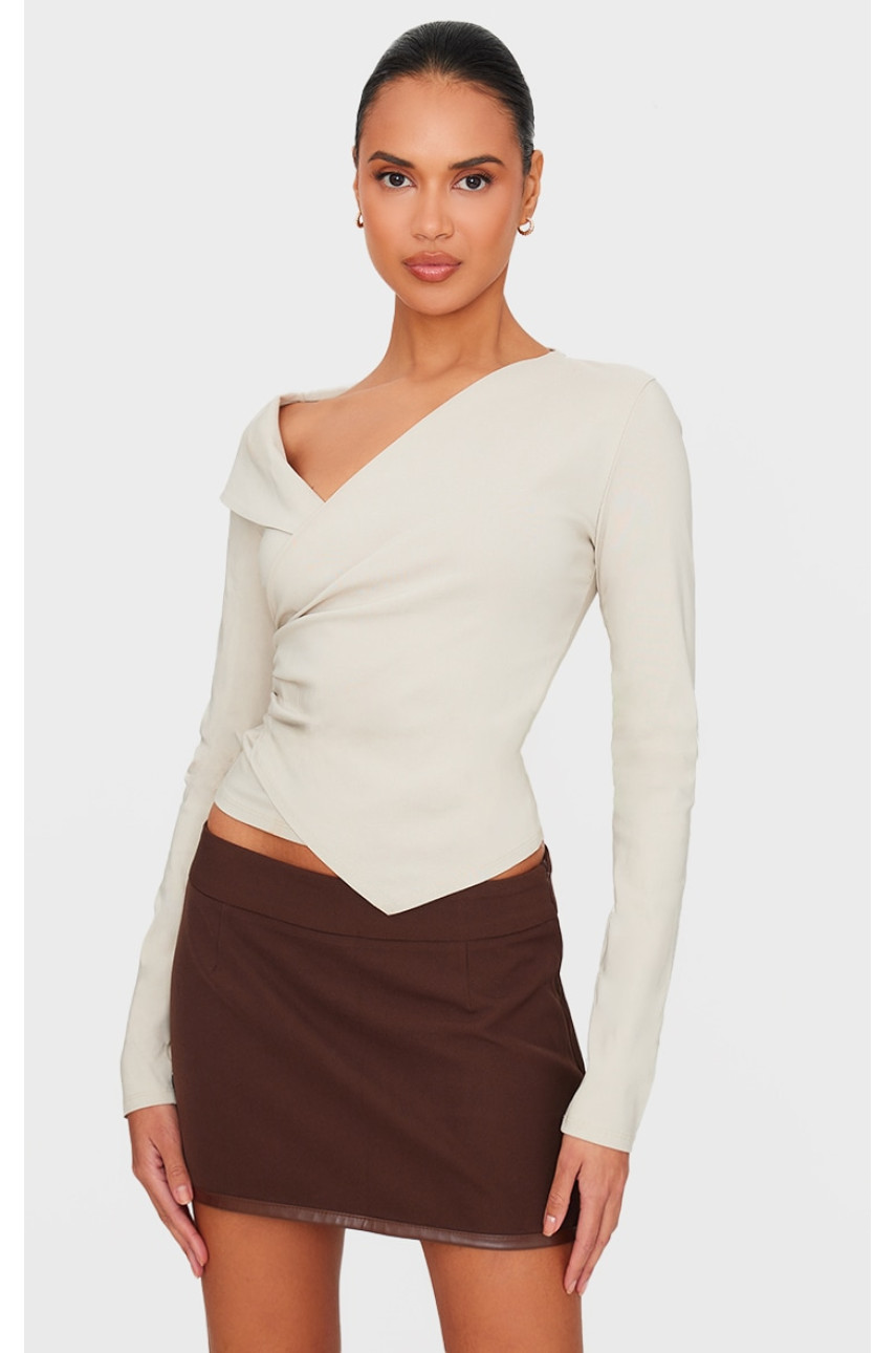 Кремовий бенгальський асиметричний довгий топ із рюшами