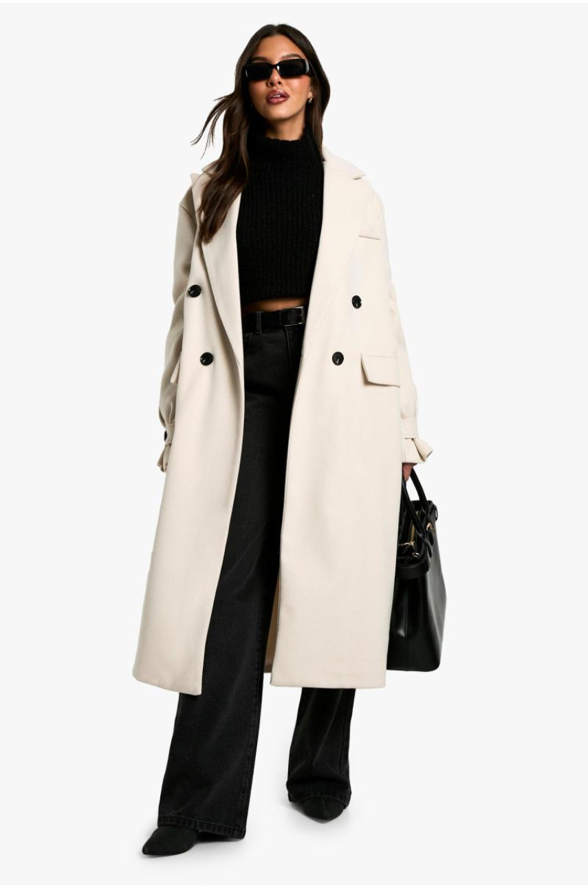 Вовняне пальто з великими манжетами