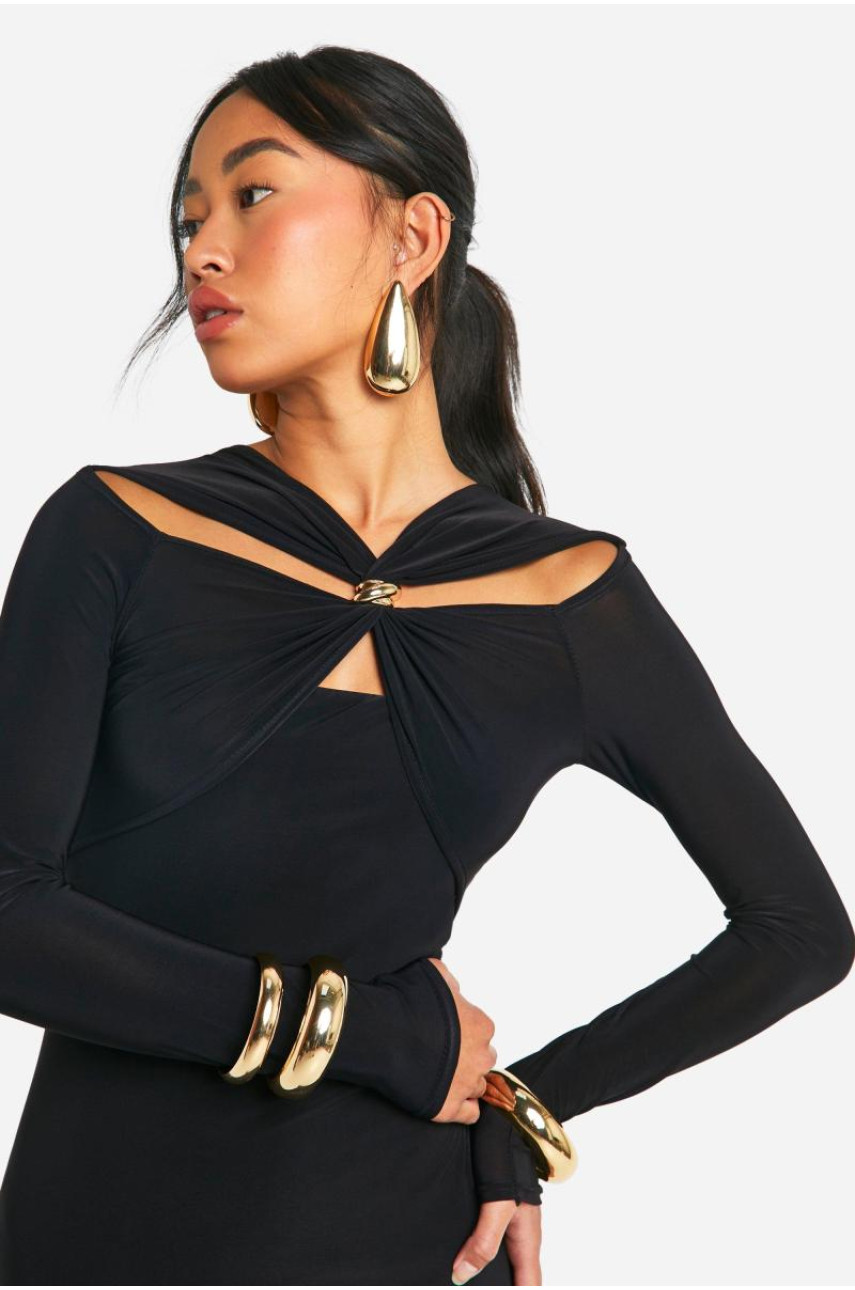 Максі-сукня з деталями і вирізами