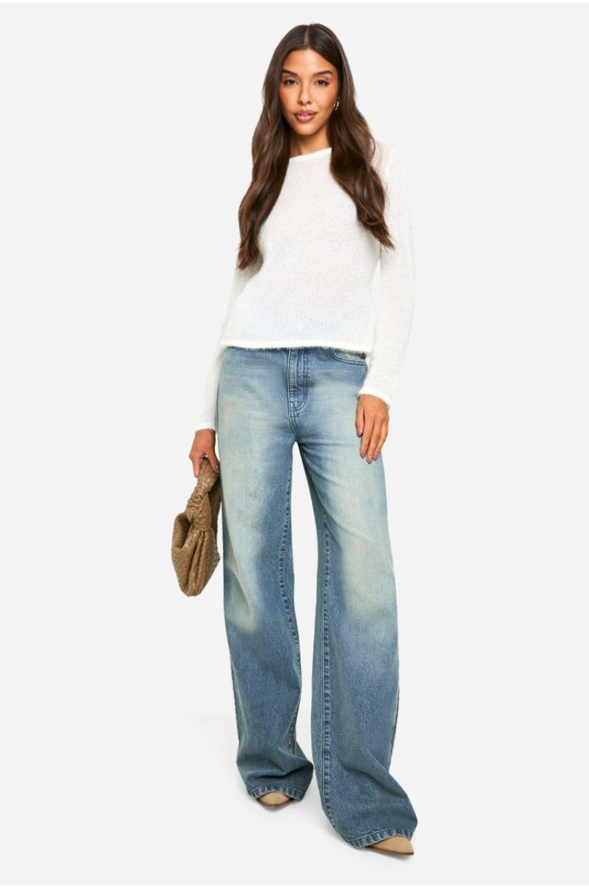 Пухнастий в'язаний джемпер